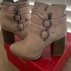 Carlos by Carlos Santana brown buckle boots SIZE 8